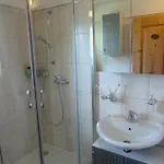 アパート Gaestehaus Sonnenhang モントゼー